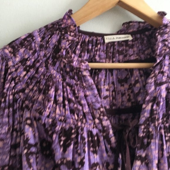 Purple batik pattern Blouse - Picture 3 of 7